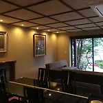 Hananobou Kinkakuji-michi